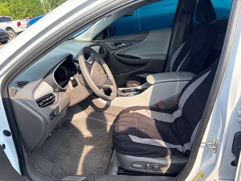 Used 2022 Chevrolet Malibu LT FWD image 7