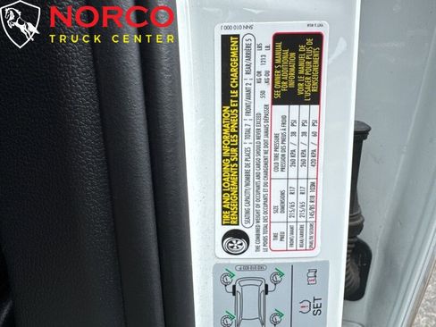 Used 2018 Volkswagen Tiguan SE image 24