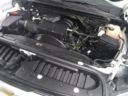 Used 2024 Chevrolet Silverado 2500 Custom w/ Custom Convenience Package image 15