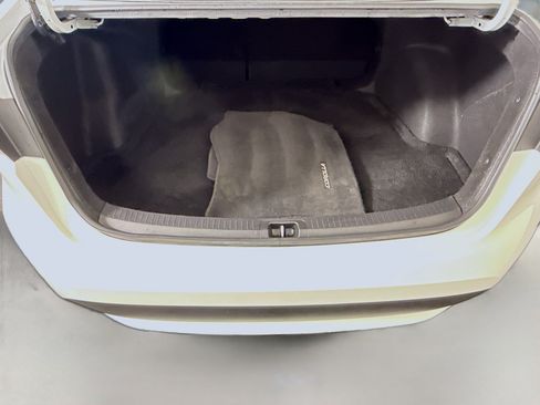 Used 2022 Toyota Corolla LE FWD image 34