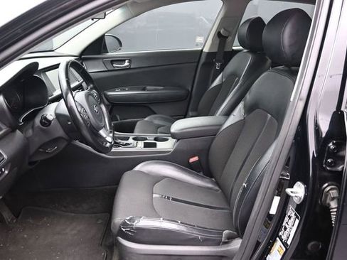 Used 2018 Kia Optima S FWD image 10