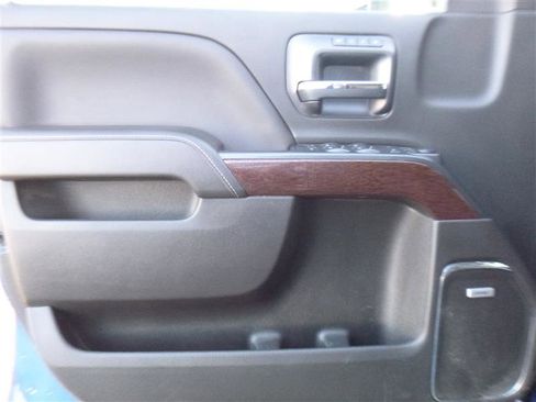 Used 2017 GMC Sierra 2500 SLT image 20