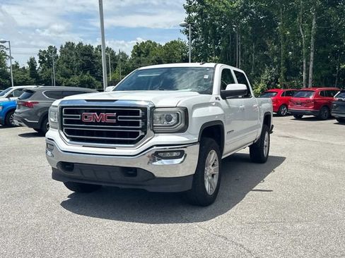 Used 2017 GMC Sierra 1500 SLE w/ SLE Value Package AWD/4WD image 8