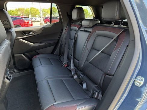 New 2026 Chevrolet Equinox RS w/ Convenience Package III FWD image 24