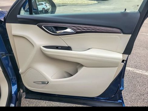 Certified 2023 Buick Envision Avenir AWD/4WD image 28