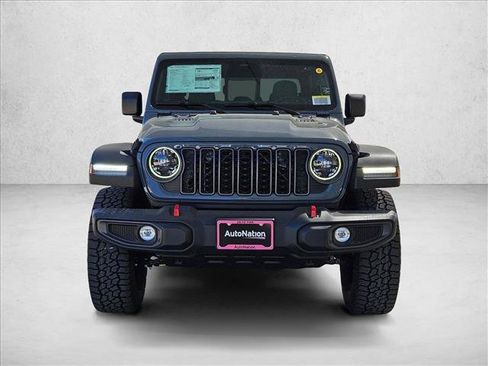 New 2026 Jeep Gladiator Rubicon w/ Steel Power Dome Hood Package AWD/4WD image 6