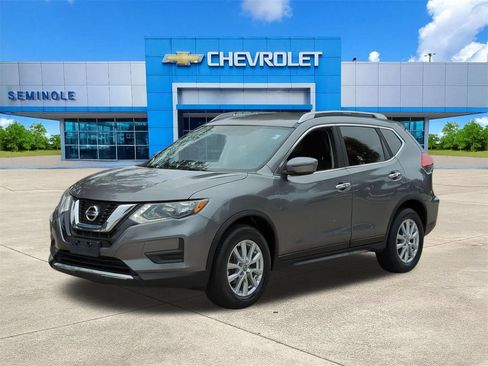 Used 2017 Nissan Rogue SV AWD/4WD image 2