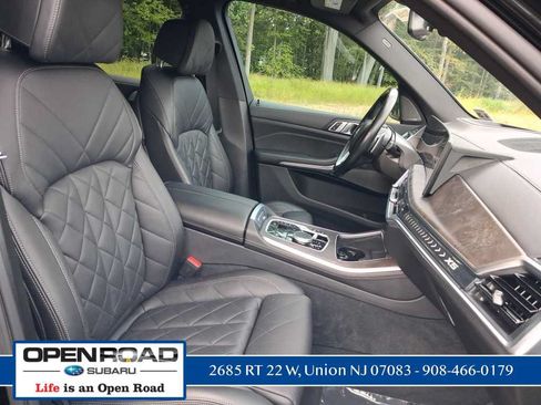 Used 2024 BMW X5 xDrive40i w/ Premium Package AWD/4WD image 15