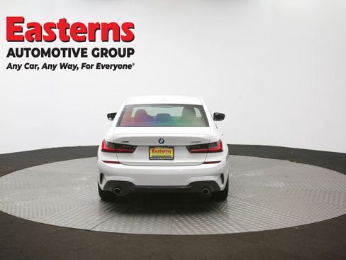 Used 2022 BMW 330i xDrive Sedan w/ M Sport Package image 39