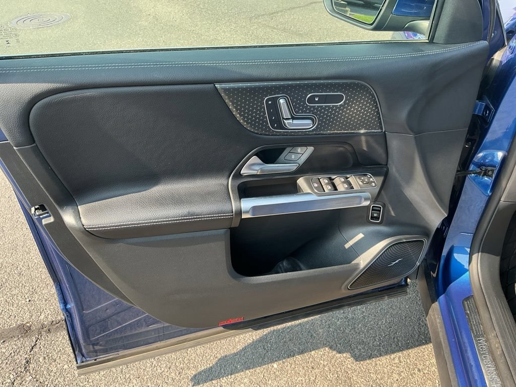 Certified 2024 Mercedes-Benz GLB 250 4MATIC image 17