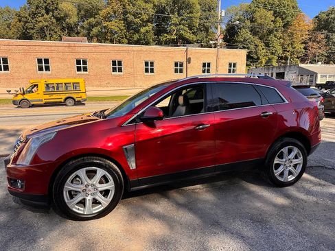Used 2016 Cadillac SRX Performance w/ Driver Awareness Package image 3