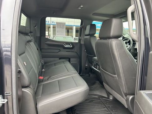 Used 2023 GMC Sierra 1500 SLT w/ SLT Premium Package image 32