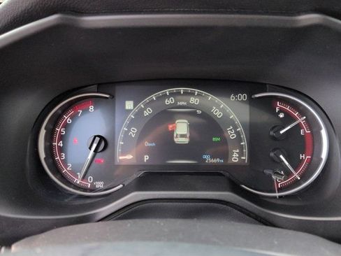 Used 2025 Toyota RAV4 XLE w/ Convenience Package FWD image 11
