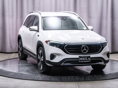 Certified 2022 Mercedes-Benz EQB 300 4MATIC image 5