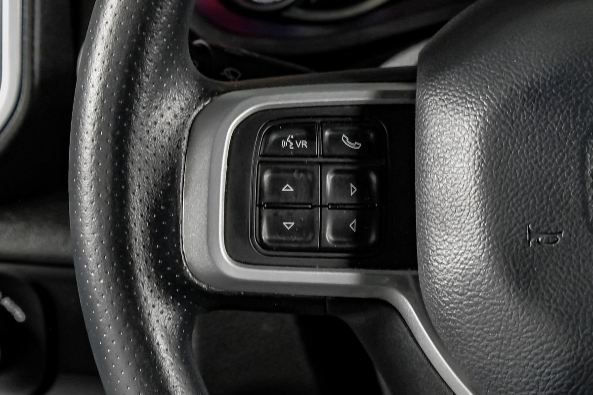 Used 2022 RAM 2500 Big Horn AWD/4WD image 17