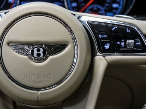 Used 2020 Bentley Bentayga Speed image 16