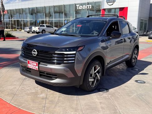 New 2026 Nissan Kicks SV image 4