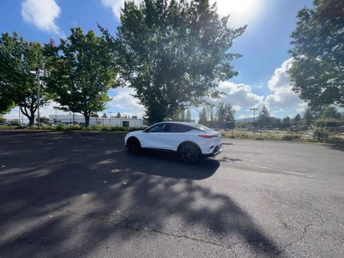 Used 2025 Buick Envista Sport Touring image 15