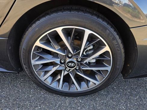 Used 2020 Hyundai Sonata Limited image 13