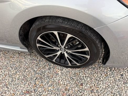 Used 2020 Toyota Camry SE FWD image 34