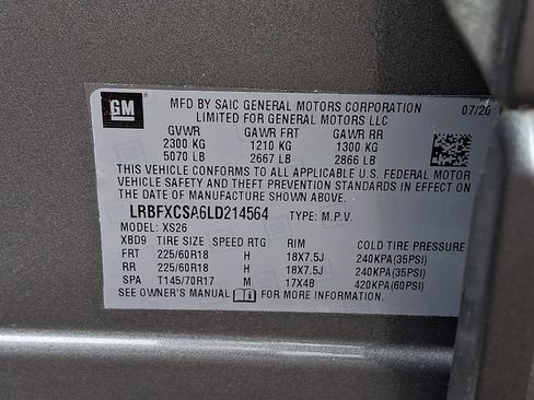 Used 2020 Buick Envision Essence FWD image 26