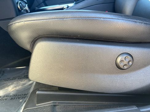 Used 2013 Mercedes-Benz GLK 350 2WD image 15