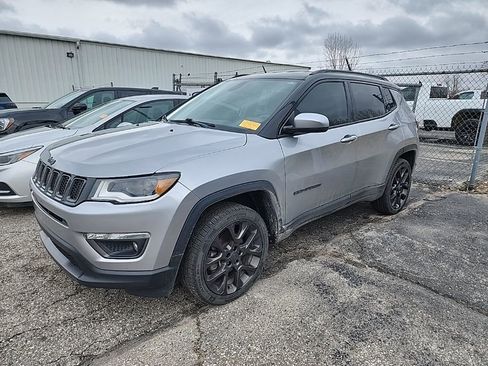 Used 2019 Jeep Compass High Altitude image 1