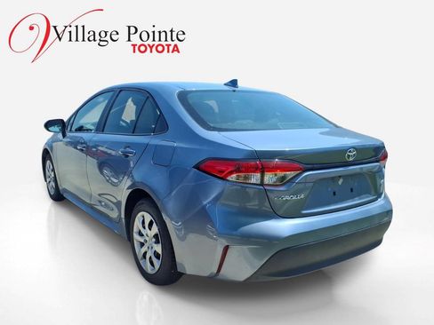 Used 2024 Toyota Corolla LE FWD image 2