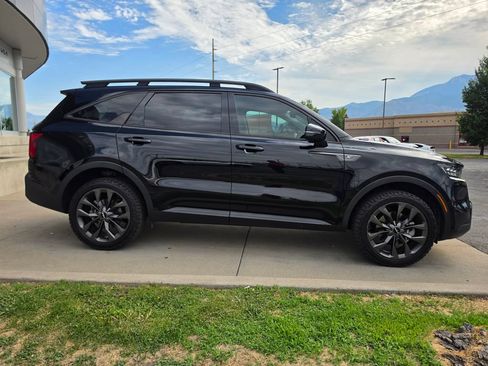 Certified 2023 Kia Sorento SX Prestige AWD/4WD image 4