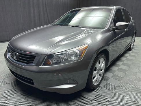 Used 2010 Honda Accord EX-L image 2