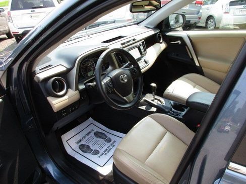Used 2013 Toyota RAV4 Limited AWD/4WD image 16