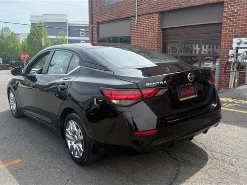 Used 2020 Nissan Sentra S image 18
