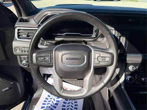 Certified 2023 GMC Yukon XL Denali AWD/4WD image 19
