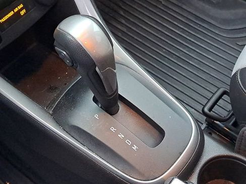 Used 2020 Chevrolet Trax LT w/ Sun & Sound Package image 19