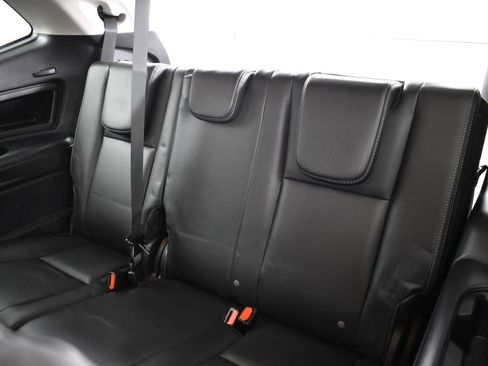 Used 2023 Subaru Ascent Touring image 27