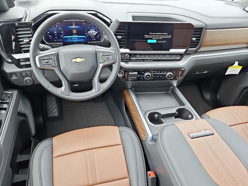 New 2026 Chevrolet Silverado 2500 High Country w/ Technology Package AWD/4WD image 9
