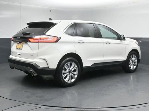 Certified 2023 Ford Edge Titanium w/ Equipment Group 301A image 7