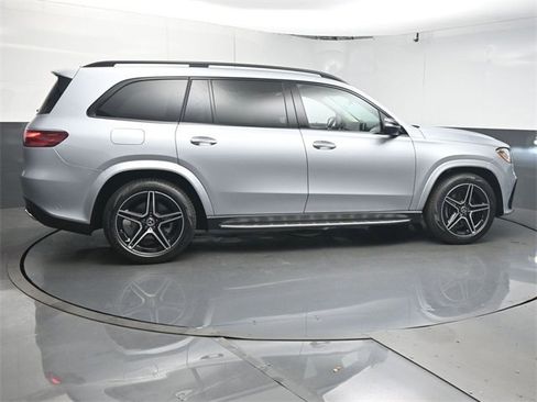 New 2026 Mercedes-Benz GLS 450 4MATIC image 8