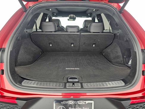 Used 2025 Genesis GV70 3.5T Sport w/ Sport Prestige Package image 15