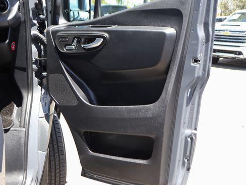 Used 2025 Mercedes-Benz Sprinter 2500 image 39