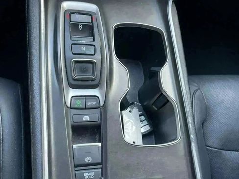 Used 2018 Honda Accord EX-L image 12