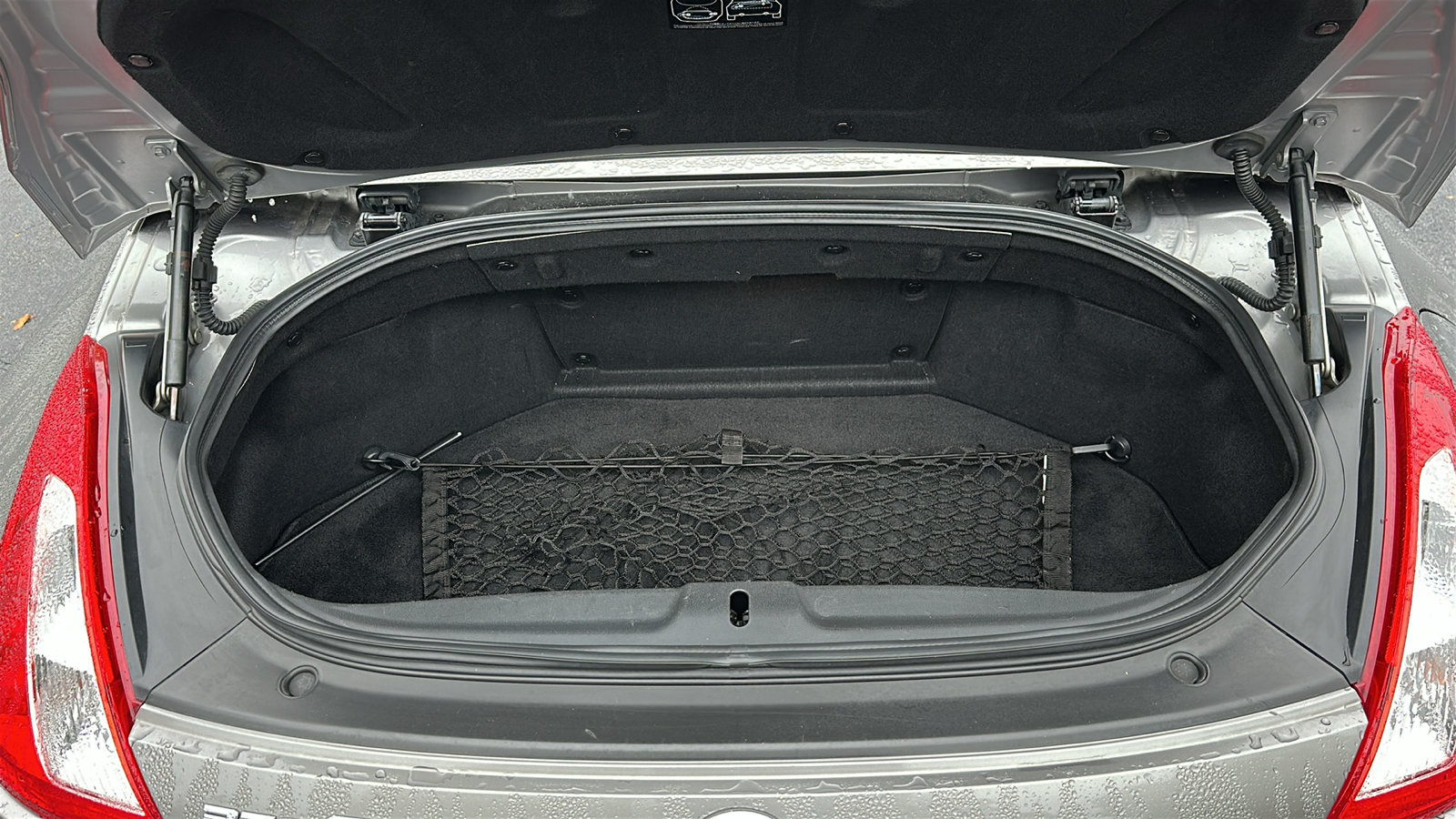 Used 2010 Nissan 370Z Touring RWD image 8