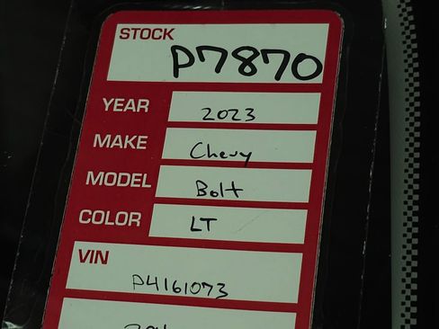 Used 2023 Chevrolet Bolt EUV LT w/ Driver Confidence Package FWD image 32