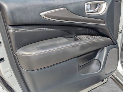 Used 2020 INFINITI QX60 Pure FWD image 16