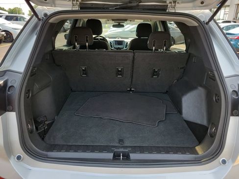 Used 2019 Chevrolet Equinox LT FWD image 11