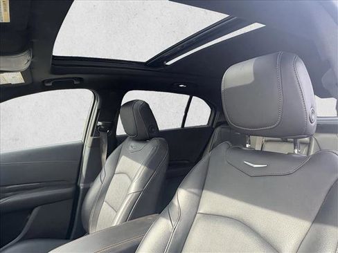 Used 2020 Cadillac XT4 Sport w/ Cold Weather Package image 11