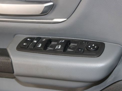 Used 2022 RAM 1500 Big Horn AWD/4WD image 44