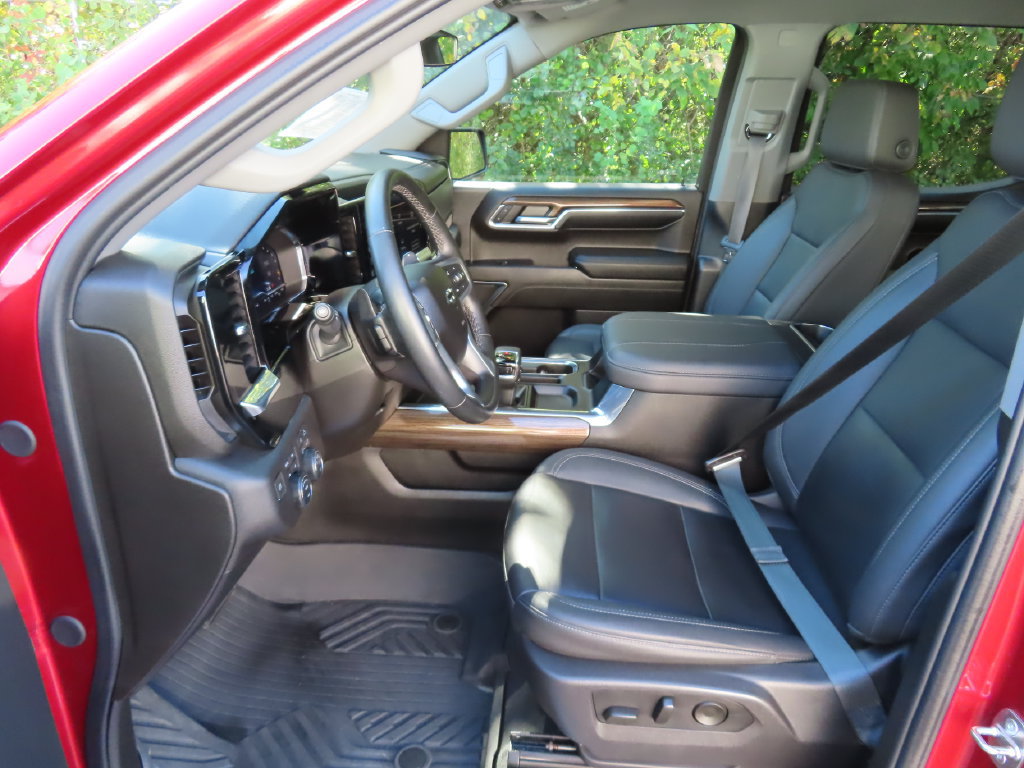 Certified 2024 Chevrolet Silverado 1500 RST w/ RST All Star Premium Package AWD/4WD image 30