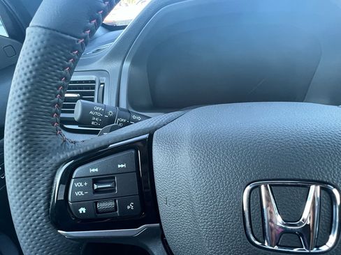 New 2026 Honda Ridgeline Black Edition image 22