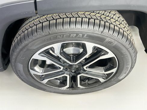 Used 2022 Jeep Compass Limited AWD/4WD image 29